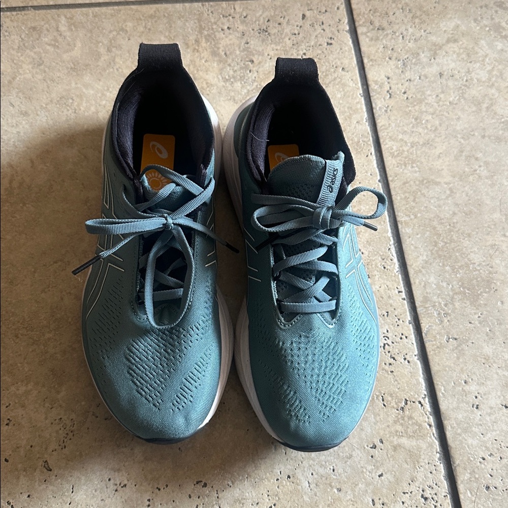 ASICs Gel Nimbus Teal Athletic Shoes M8.5